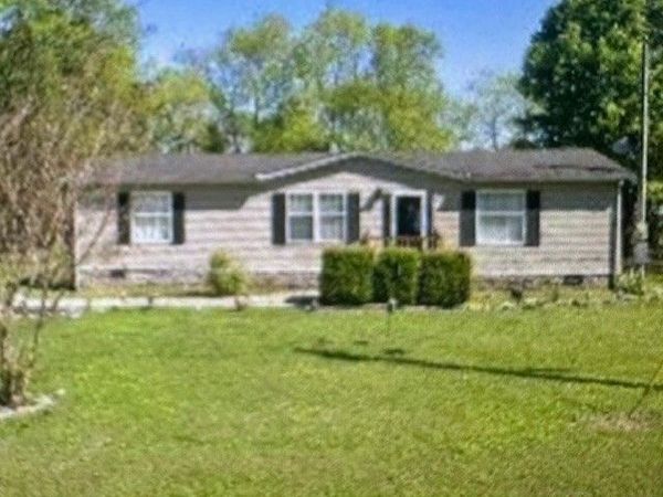 2105 Wimbledon Rd, Murfreesboro, TN 37127