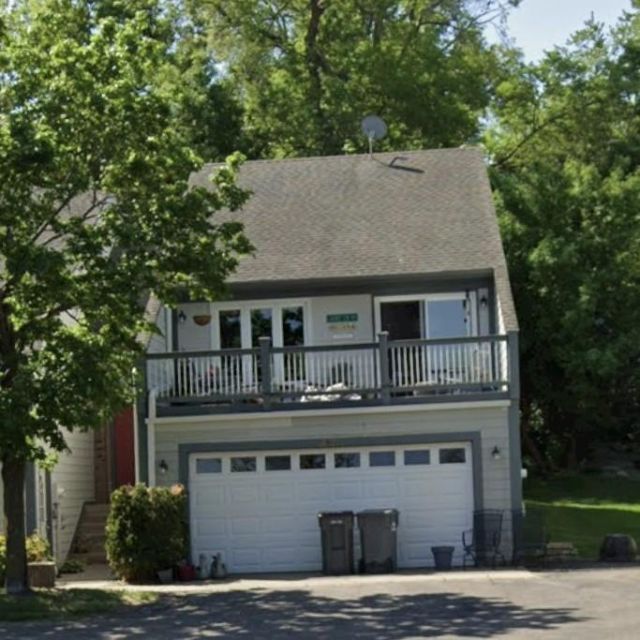 313 E Lake Street , Waconia, MN 55387 Main Photo