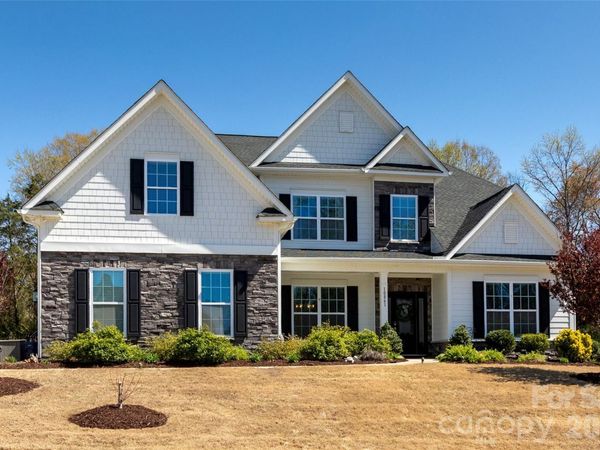 10861 Parkhall Drive, Harrisburg, NC 28075