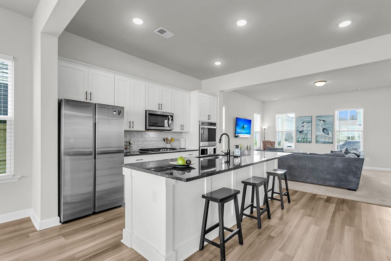 608 Blueway Avenue Photo 15