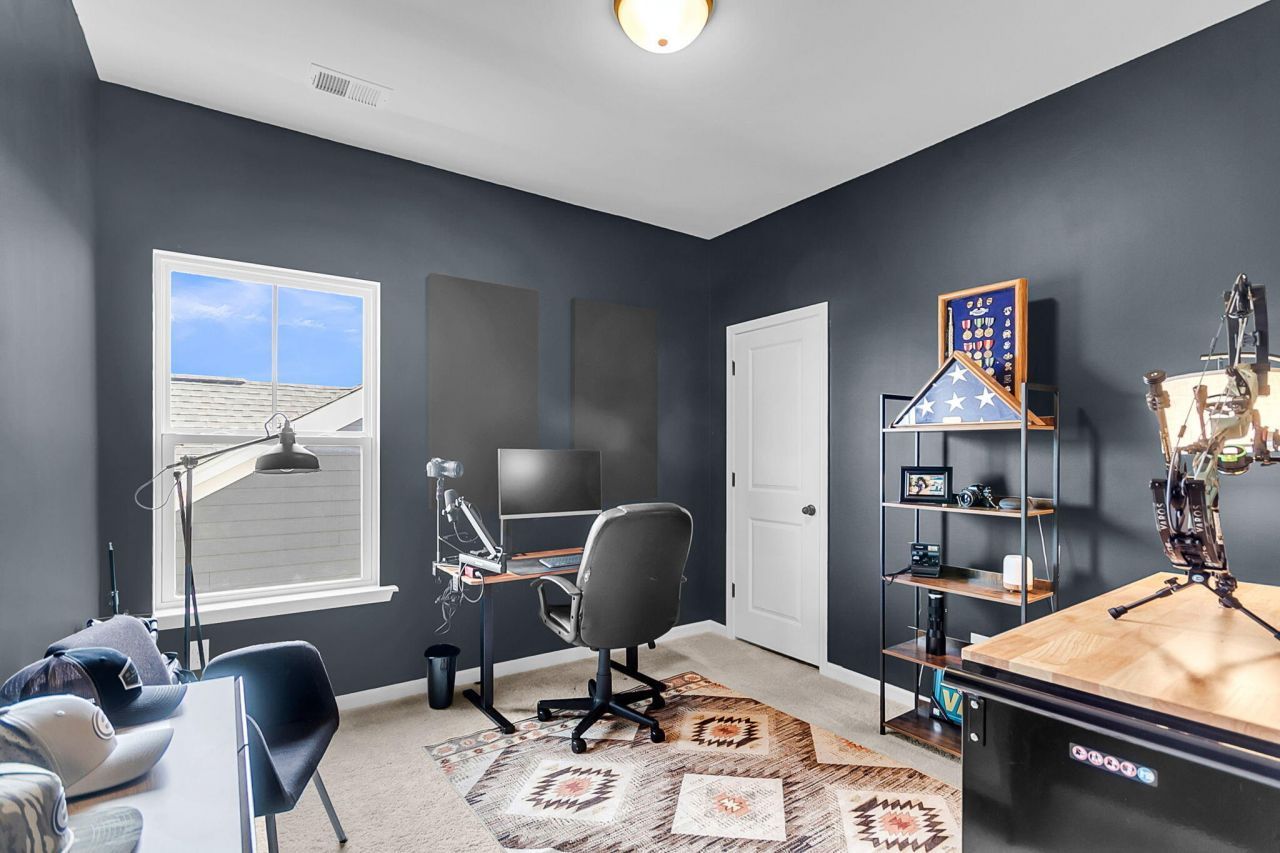 608 Blueway Avenue Photo 31