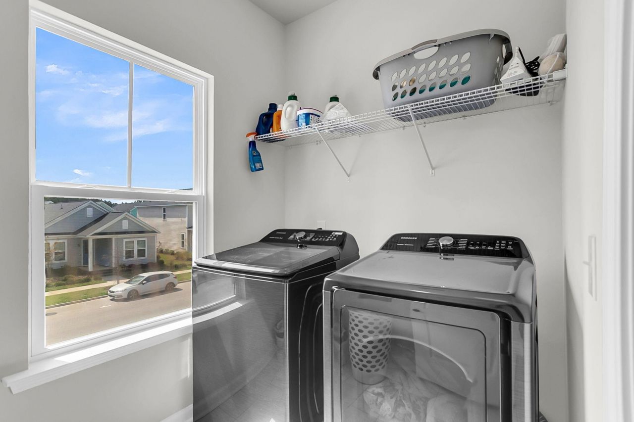 608 Blueway Avenue Photo 38