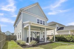 608 Blueway Avenue photo 4