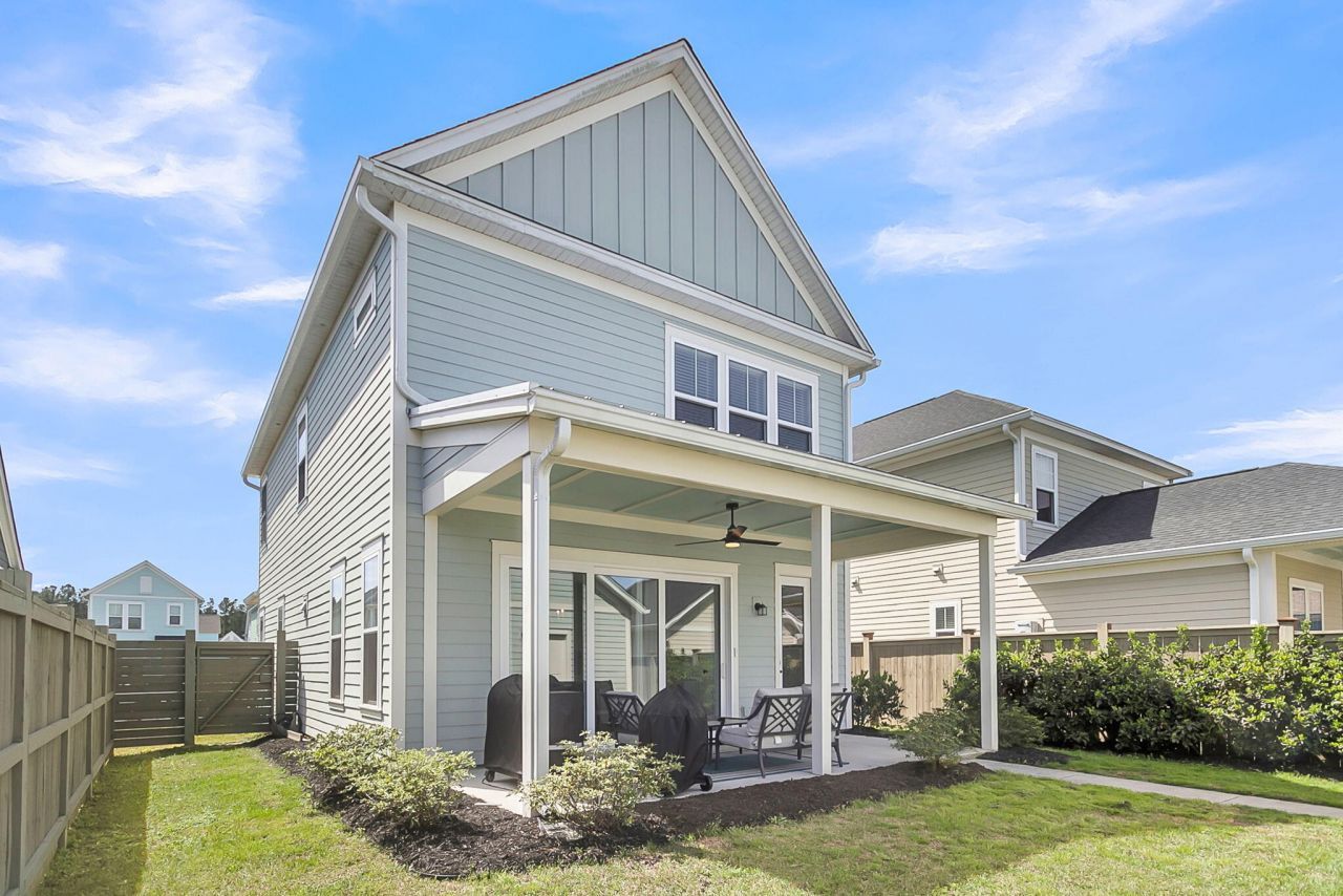 608 Blueway Avenue Photo 4