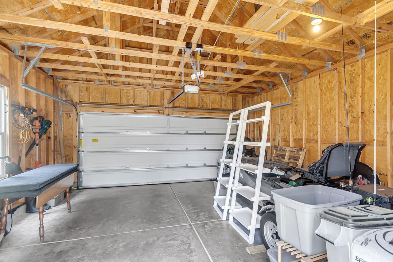 608 Blueway Avenue Photo 43