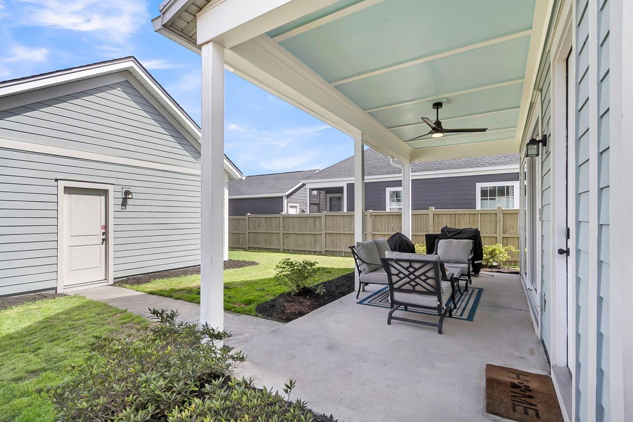 608 Blueway Avenue Photo 6