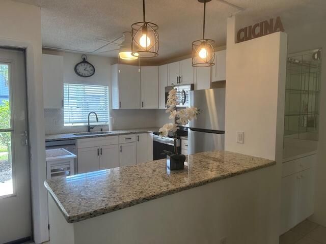 1561 NE 12th Terrace, Unit C7, Jensen Beach, FL 34957 Photo