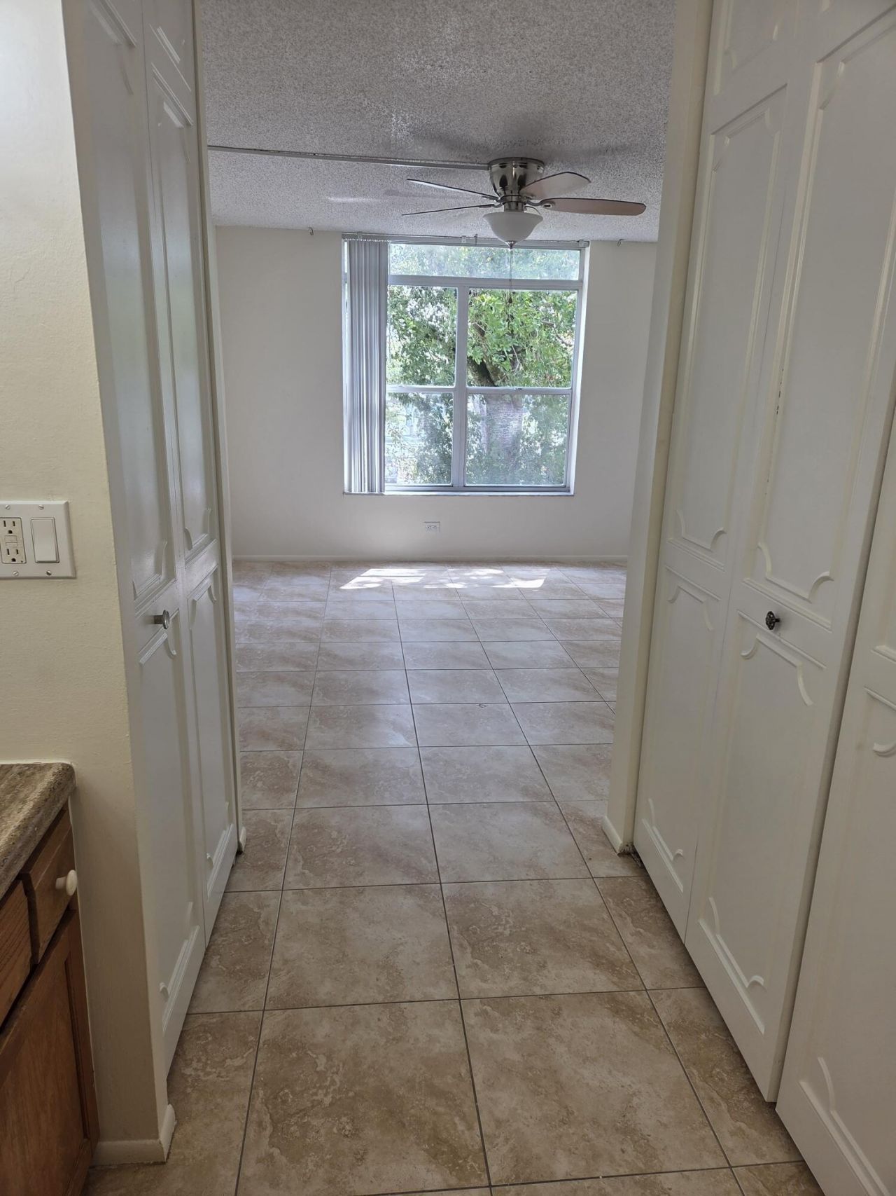 3750 Inverrary Drive, Unit 2f, Lauderhill, FL 33319 Photo