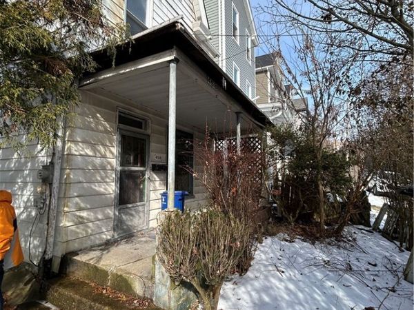 458 Wyola St, Pittsburgh, PA 15211