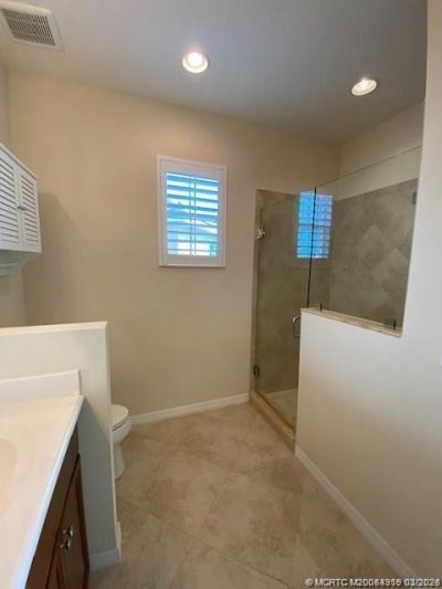 566 SW Glen Crest Way, Stuart, FL 34997 Photo