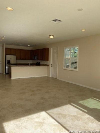 566 SW Glen Crest Way, Stuart, FL 34997 Photo