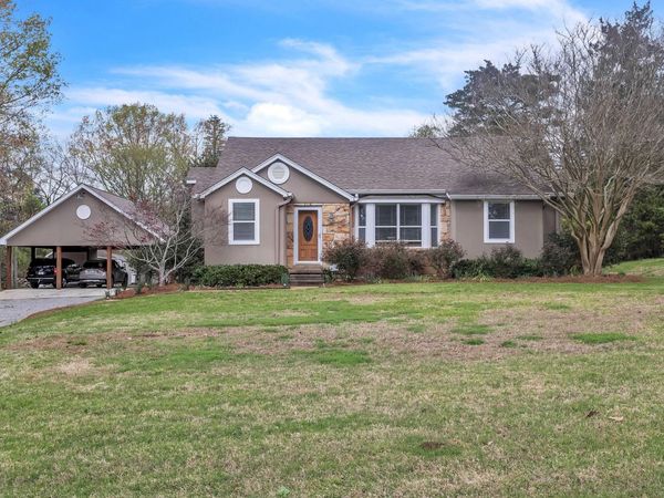 602 Dr Martin Luther King Jr Dr W, Starkville, MS 39759