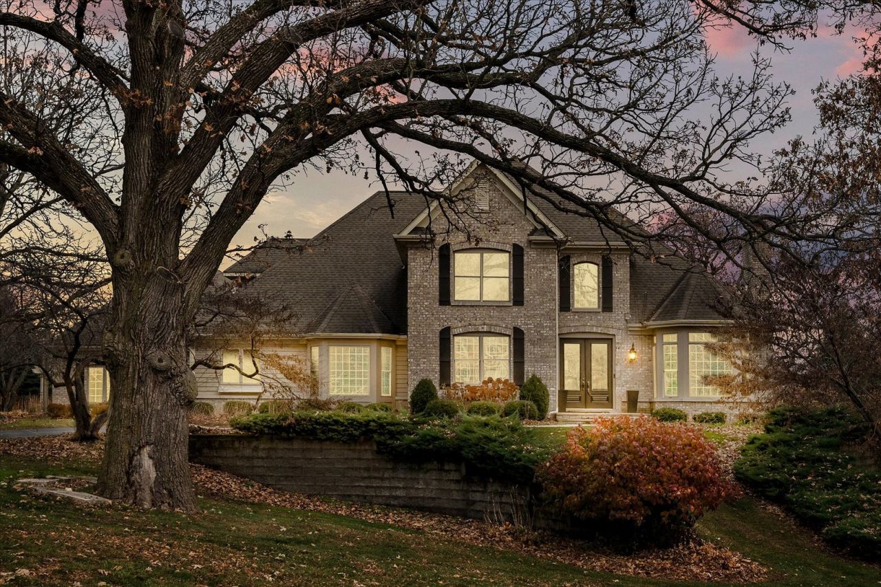 6n499 Brookhaven Lane , Saint Charles, IL 60175 Main Photo