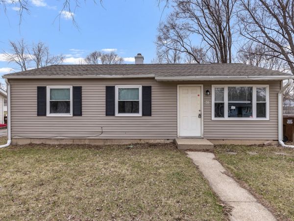 30 Gilbert Terrace, Machesney Park, IL 61115