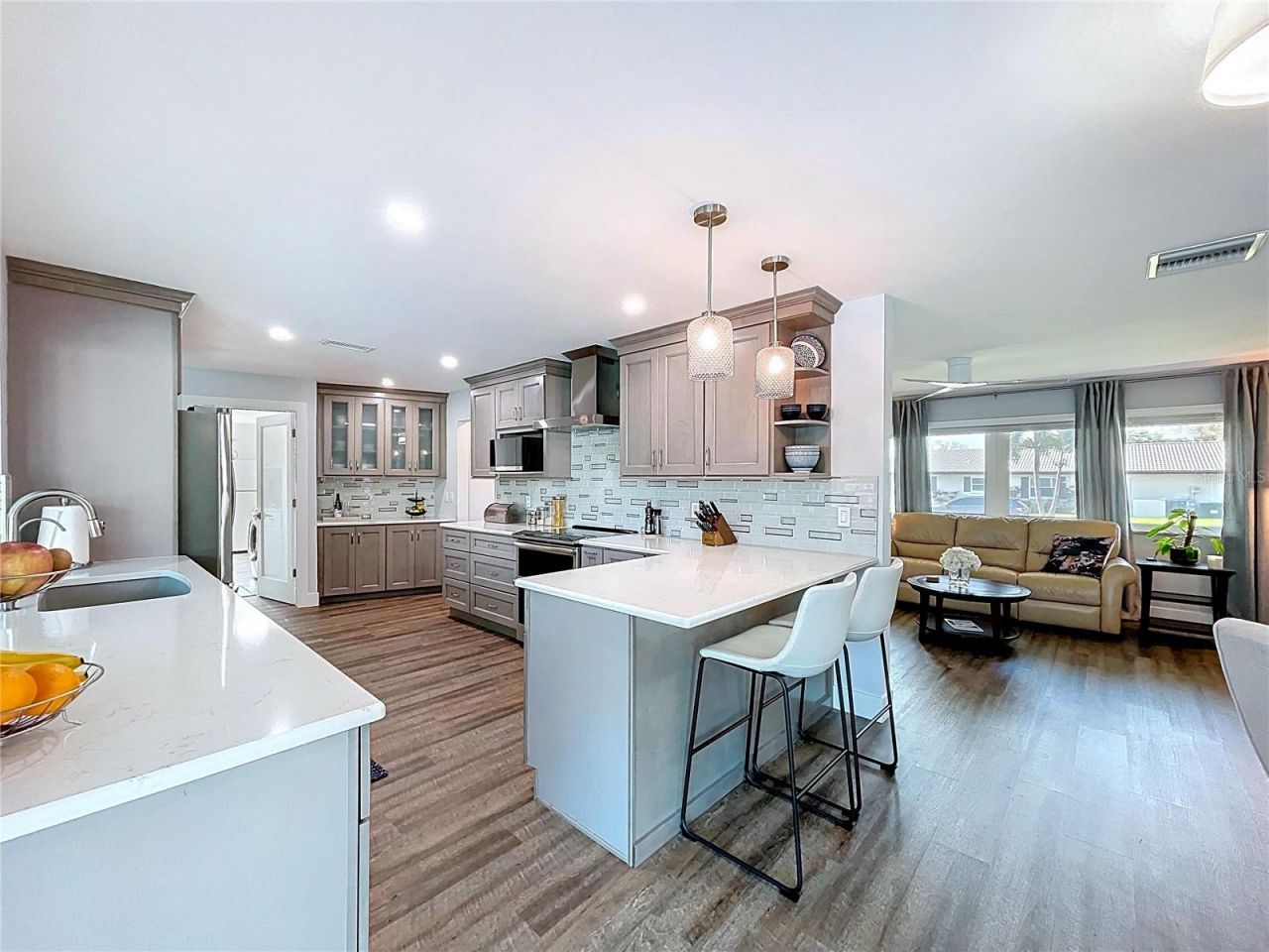 13879 Kimberly Drive, Largo, FL 33774 Photo