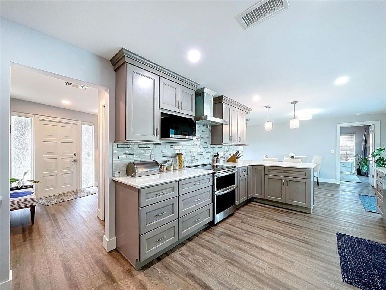 13879 Kimberly Drive, Largo, FL 33774 Photo