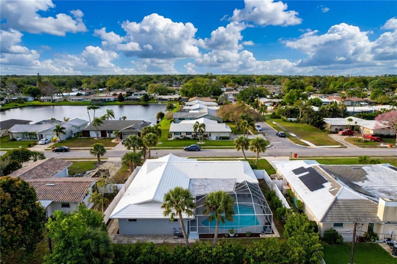 13879 Kimberly Drive, Largo, FL 33774 Photo