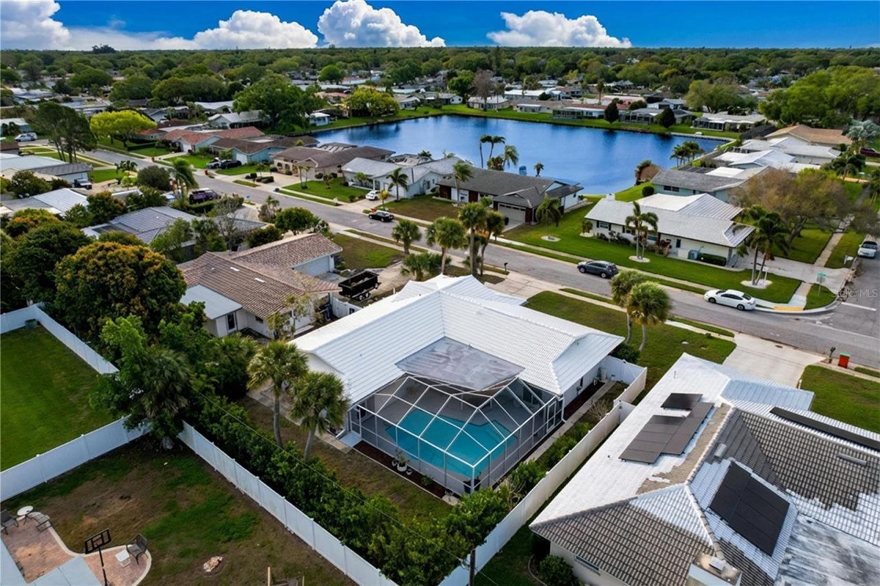 13879 Kimberly Drive, Largo, FL 33774 Photo