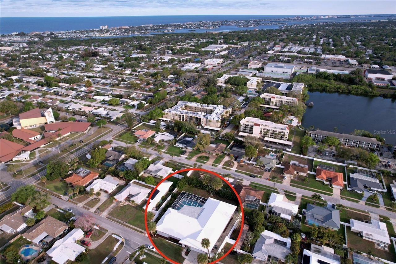 13879 Kimberly Drive, Largo, FL 33774 Photo