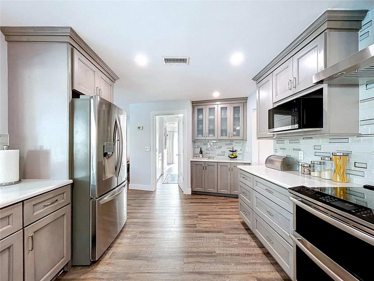 13879 Kimberly Drive, Largo, FL 33774 Photo