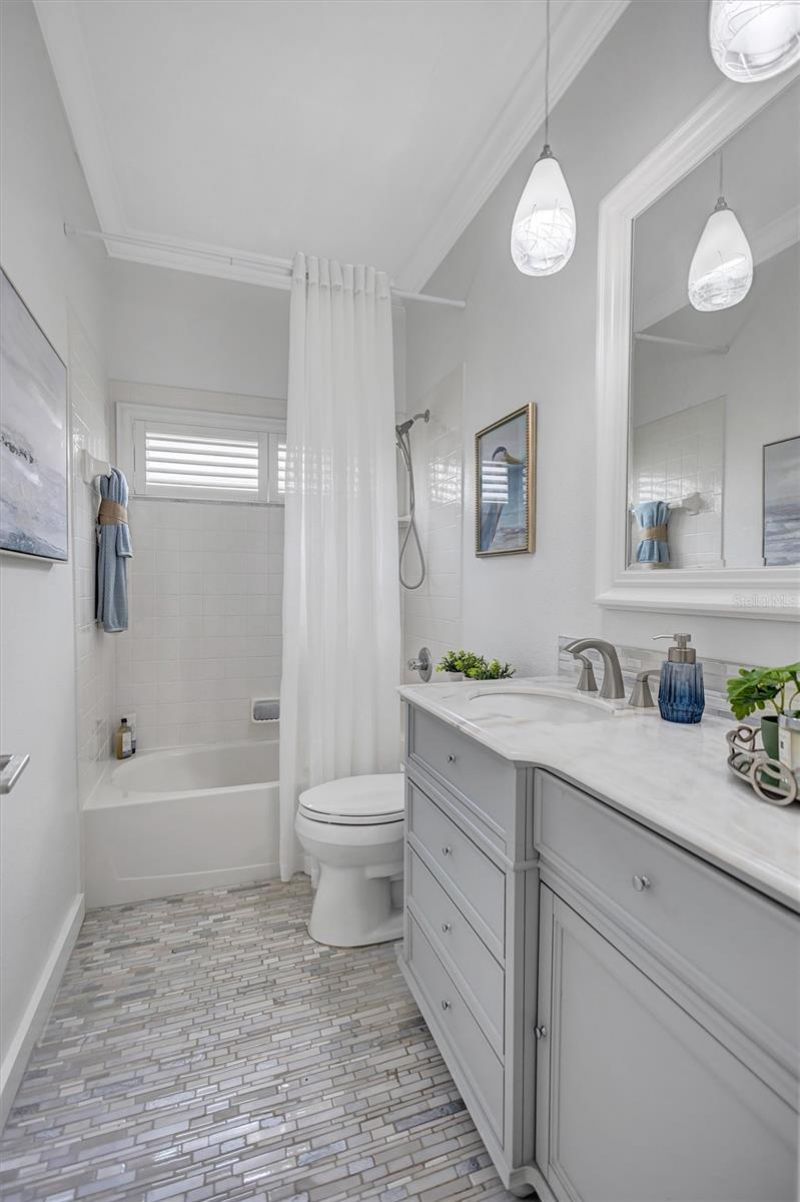 4039 Westbourne Circle, Sarasota, FL 34238 Photo