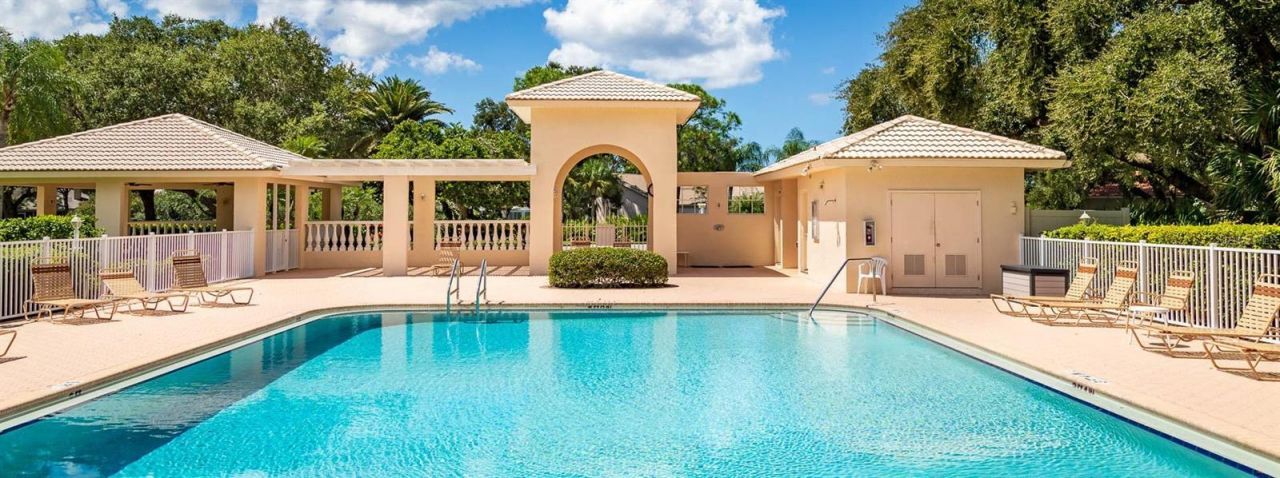 4039 Westbourne Circle, Sarasota, FL 34238 Photo