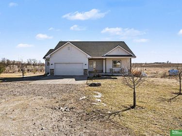 19971 S 172nd Plaza Circle, Springfield, NE 68059