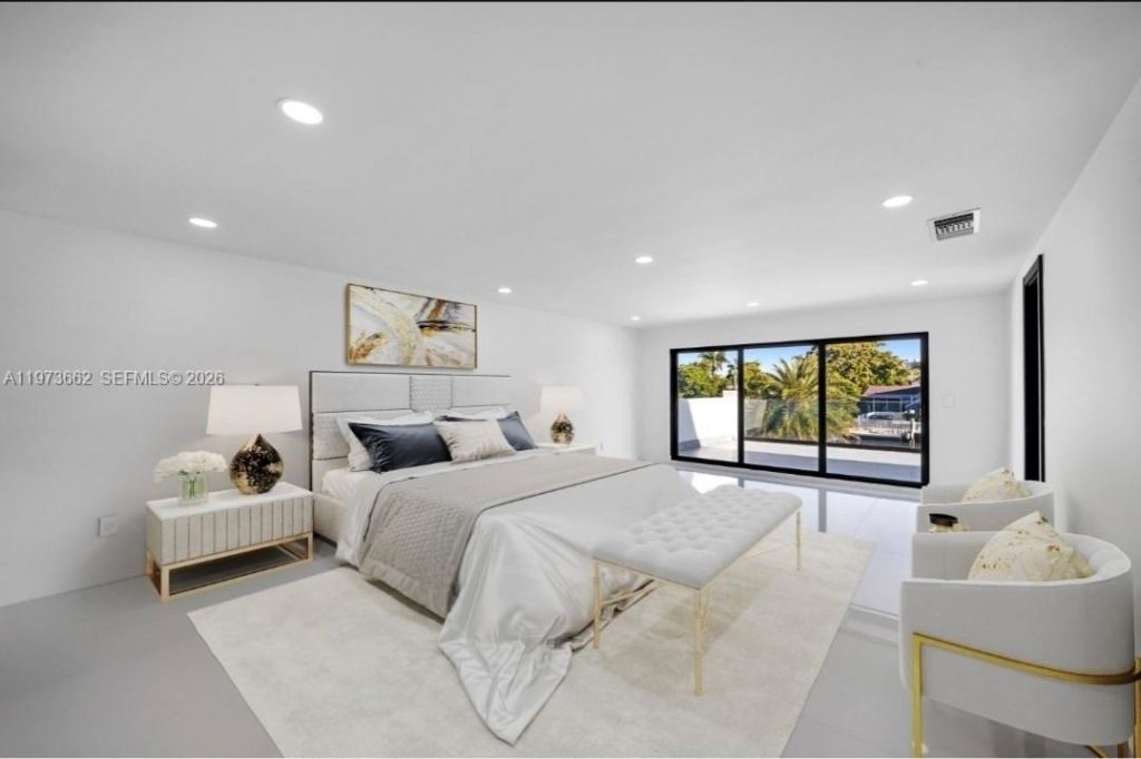 406 Holiday Dr , Hallandale Beach, FL 33009 Photo