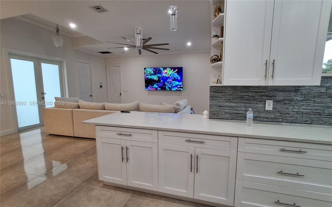 3646 28th Ave Se, Naples, FL 34117 Photo