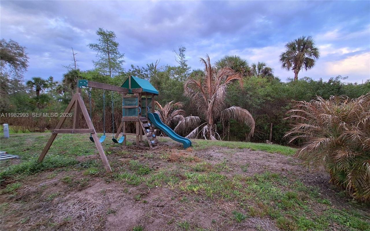 3646 28th Ave Se, Naples, FL 34117 Photo