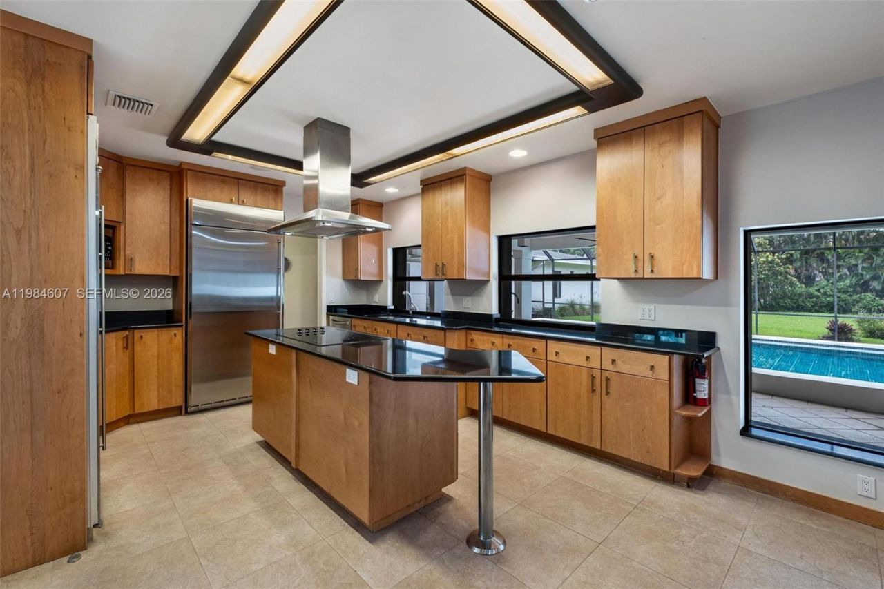 6220 SW 123rd Ter , Pinecrest, FL 33156 Photo