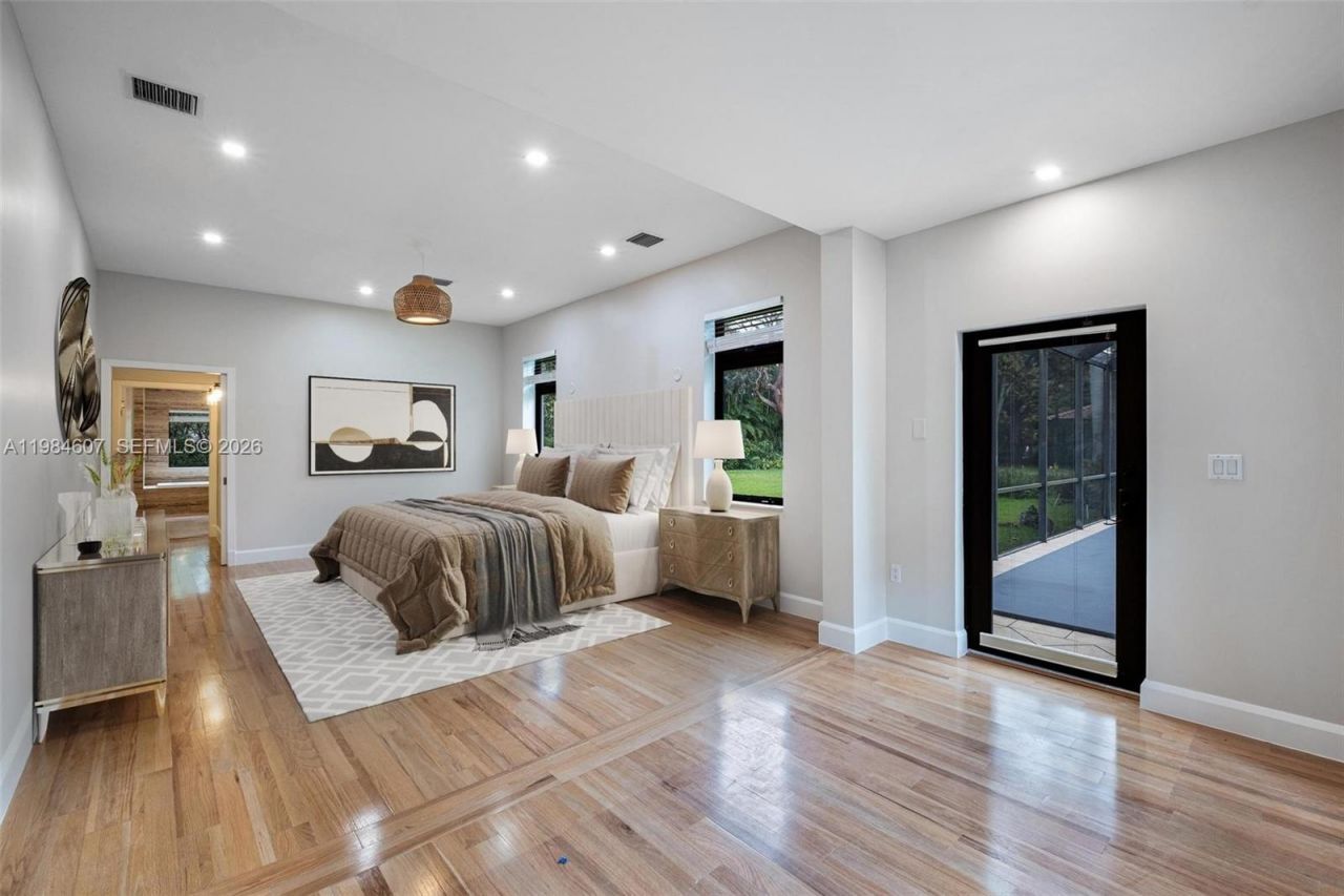 6220 SW 123rd Ter , Pinecrest, FL 33156 Photo