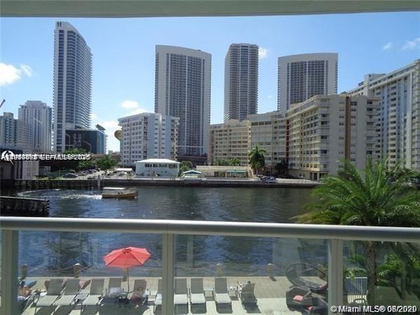 2600 E Hallandale Beach Blvd, Unit T301, Hallandale Beach, FL 33009
