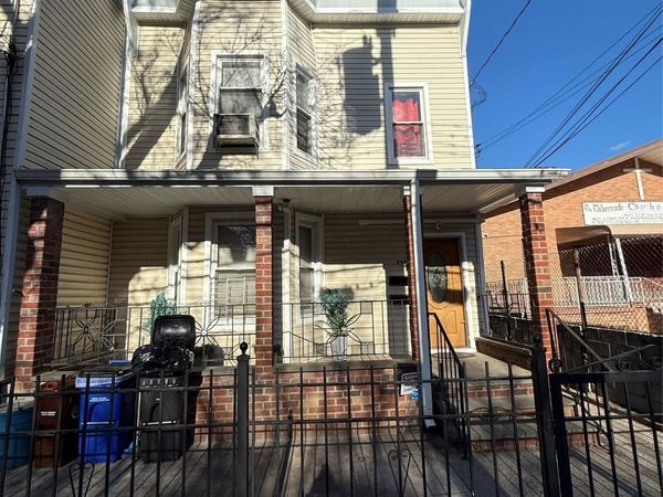 849 E 221st Street , Bronx, NY 10467