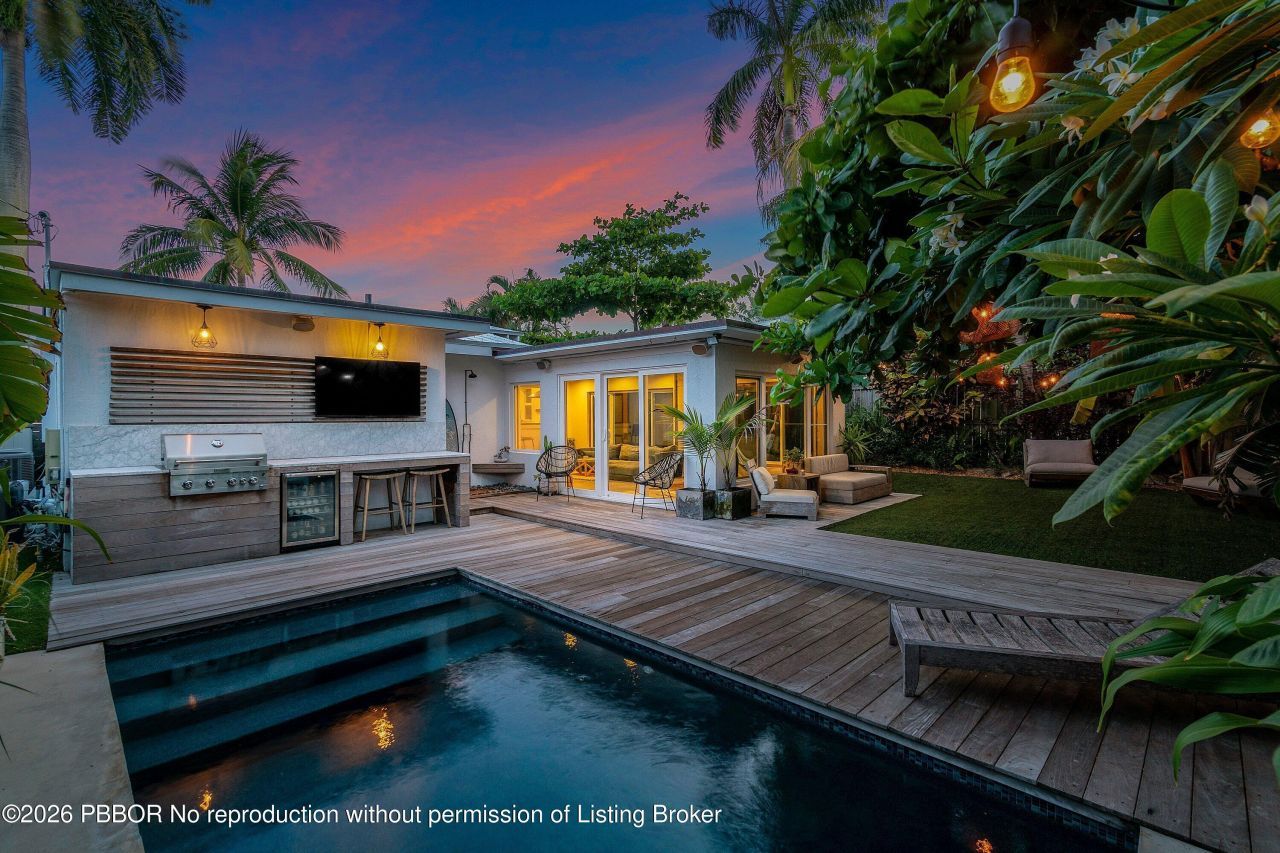 245 30th Street, West Palm Beach, FL 33407 Photo