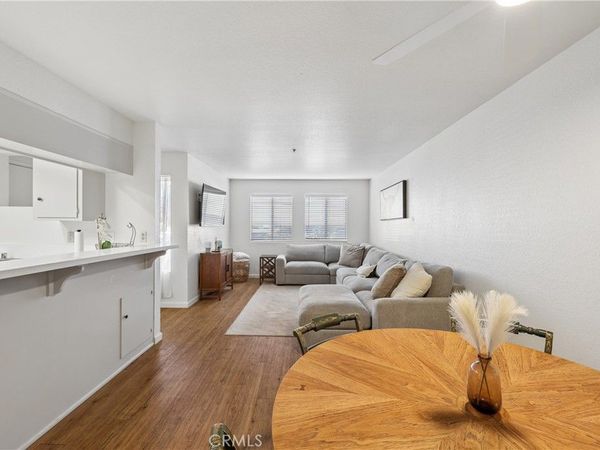 1239 E Foothill Boulevard, Unit 108, San Luis Obispo, CA 93405