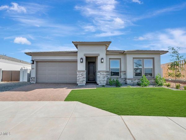 2841 E PICUAL Avenue, San Tan Valley, AZ 85140