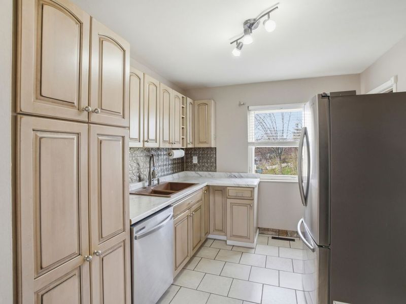 8 Tripoli Lane, Fort Mitchell, KY 41017 Photo 12