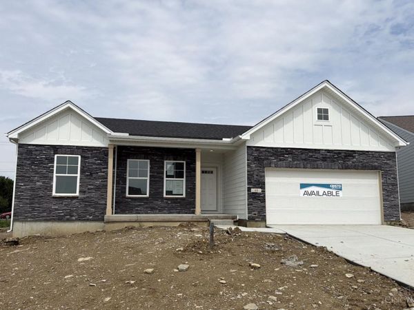 40 Chestnut Street, Springboro, OH 45066