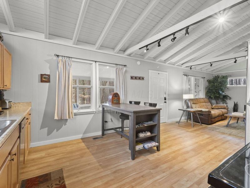 20554 Thompson Ridge Road, Laurelville, OH 43135 Photo 15