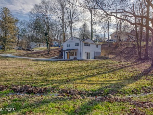 415 N Ridge Ave, Rockwood, TN 37854