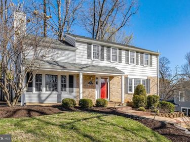 2015 FREEDOM LANE, FALLS CHURCH, VA 22043