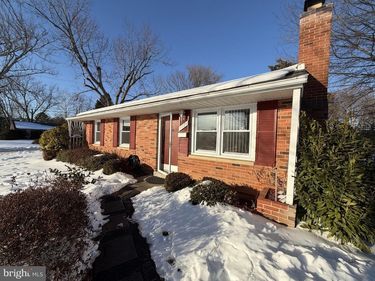 7608 HERITAGE DRIVE, ANNANDALE, VA 22003