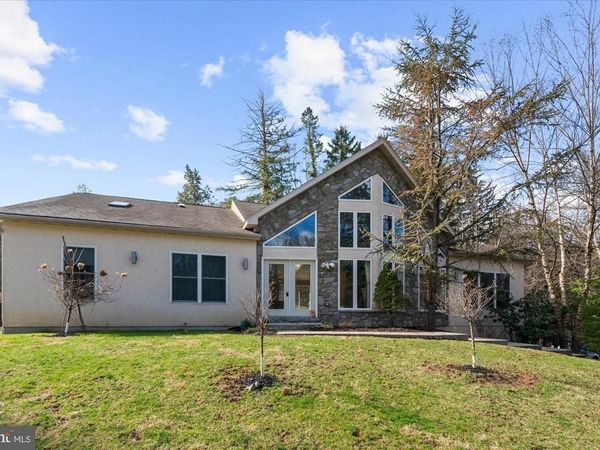 302 N TULPEHOCKEN ROAD , READING, PA 19601