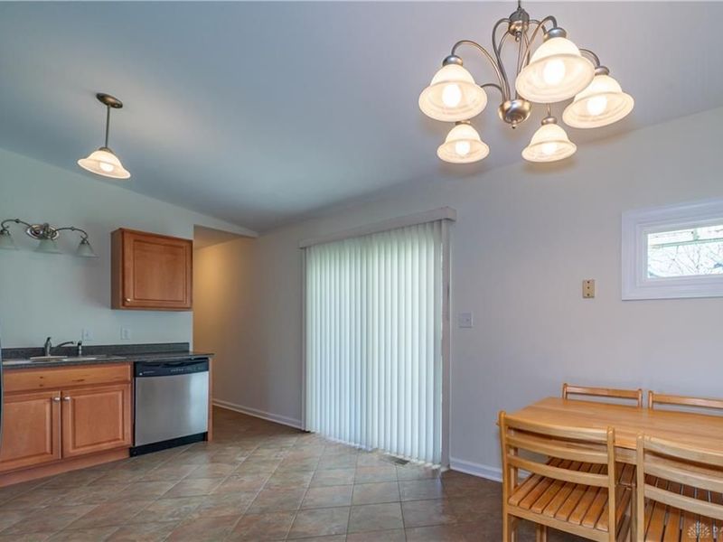 625 Franklin Avenue, Union, OH 45322 Photo 9