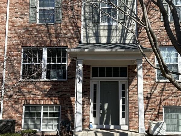 2518 Anna Way, Elgin, IL 60124