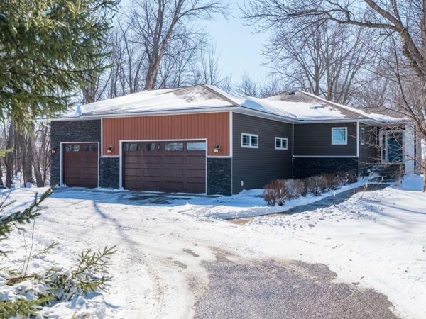 2711 Hoffman Road, Mankato, MN 56001