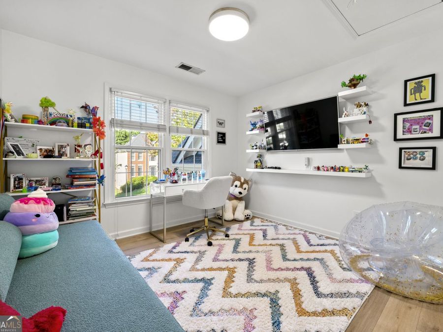 Property Image 29