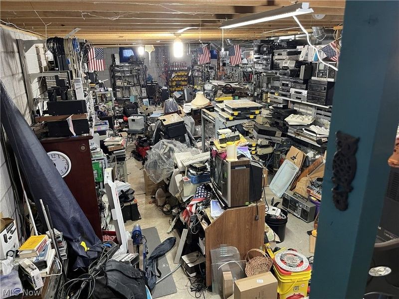 809 Bakers Addition , Hopedale, OH 43976 Photo 3