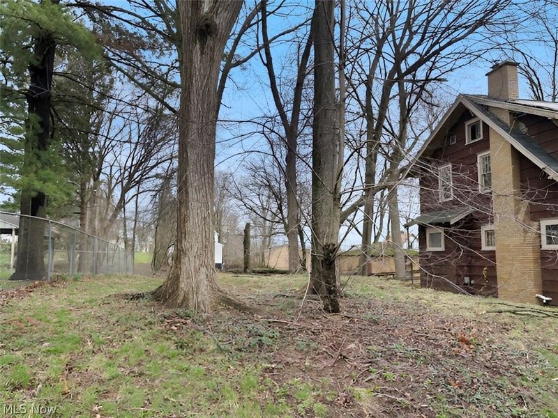 1525 14th Street NE, Canton, OH 44705 Photo 2